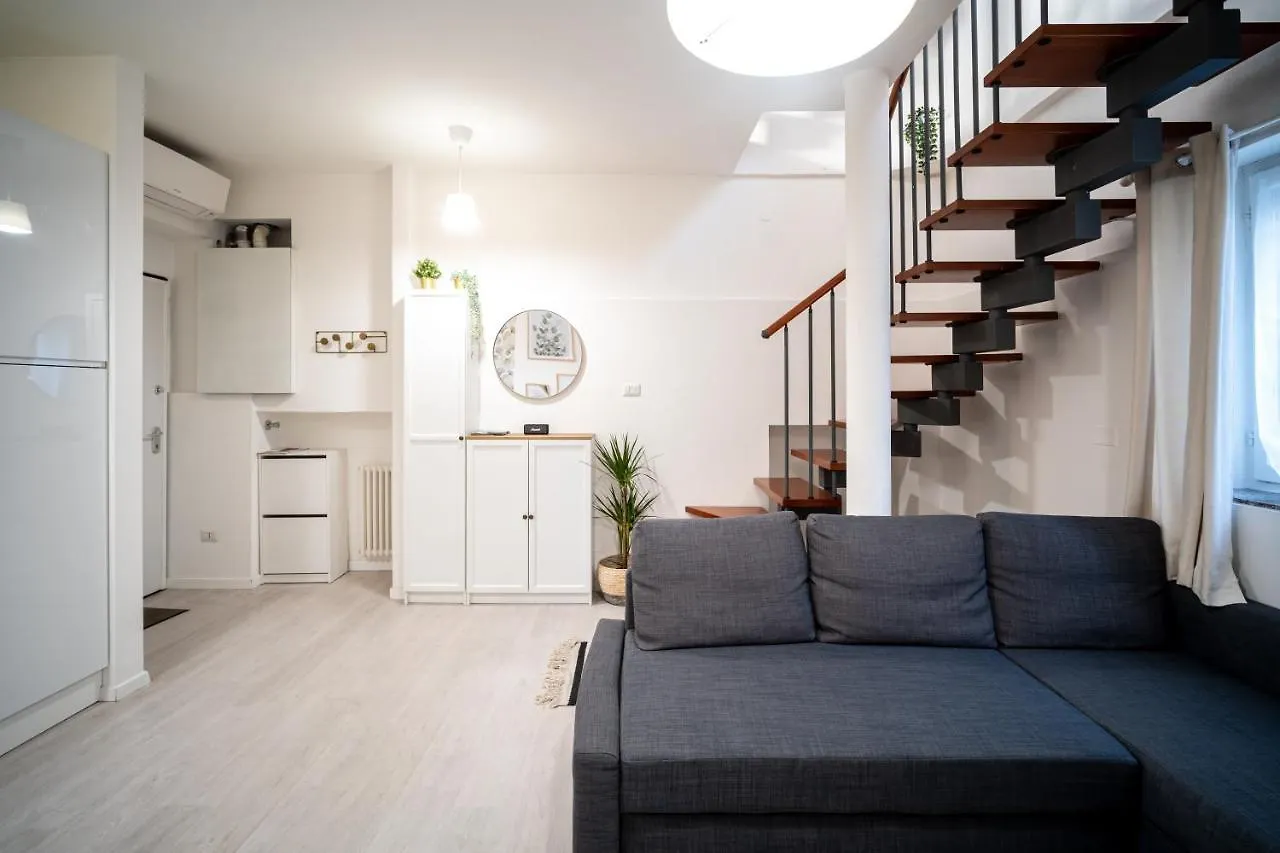 Dorderio 41 - Private Parking And Self Check-In Apartment Brugherio
